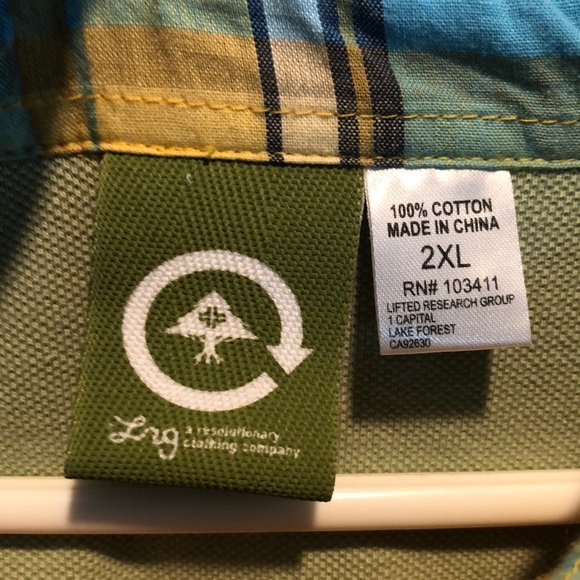 LRG long sleeved Polo- gently used - Picture 2 of 4